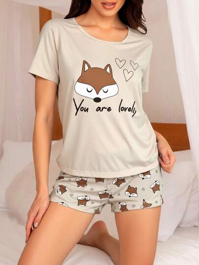 Conjunto de Pijama com Estampa de Desenho Animado e Letra