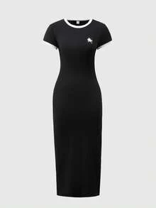 夏季热门少女甜美清爽风格黑色针织连衣裙，修身弹力开衩设计，是青少年日常校园穿搭和约会装扮的理想之选。 - 黑色 - 查看 1