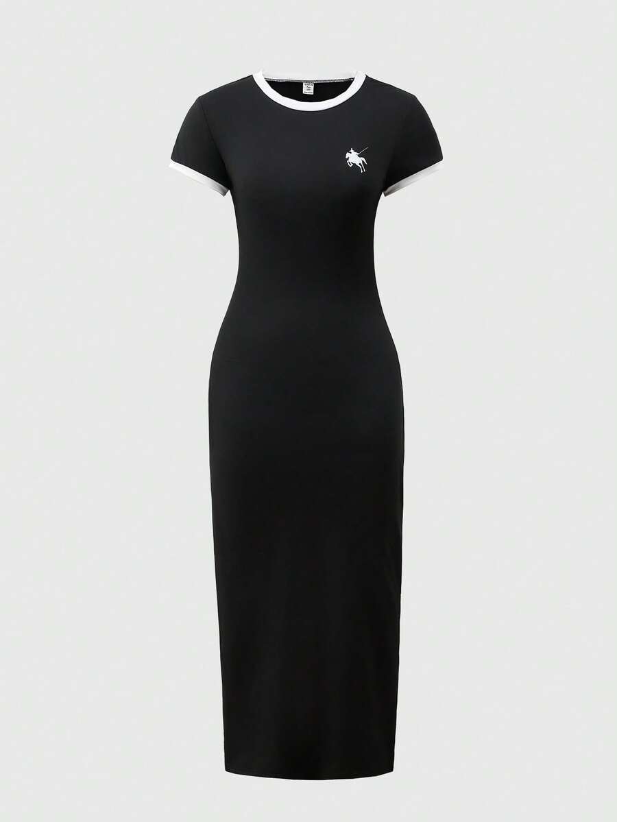 夏季热门少女甜美清爽风格黑色针织连衣裙，修身弹力开衩设计，是青少年日常校园穿搭和约会装扮的理想之选。 - 黑色 - 查看 1