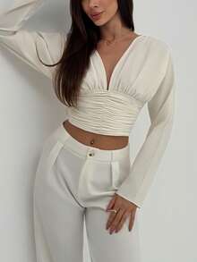 Aloruh Chemise simple à manches longues avec col en V plissé, manches chauve-souris et couleur unie, pour le trajet quotidien - Beige - Voir 7