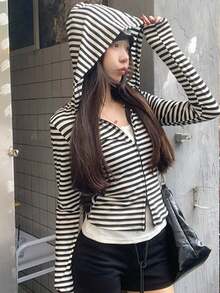 K-Vae Women's Casual Commuting Zip-Up Hooded Jacket With Black And White Striped Print, Suitable For Spring And Autumn - Black and White - View 5