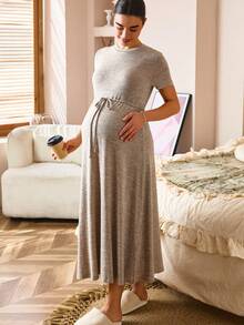 SHEIN Abito premaman a tinta unita con collo rotondo, decorazione con fiocco, semplice e comodo, a maniche corte