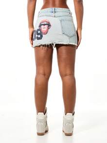 SUMWON WOMEN Distressed Denim Mini Skirt With Star Print And Frayed Raw Hem Edge Casual Streetwear - Blue - View 2
