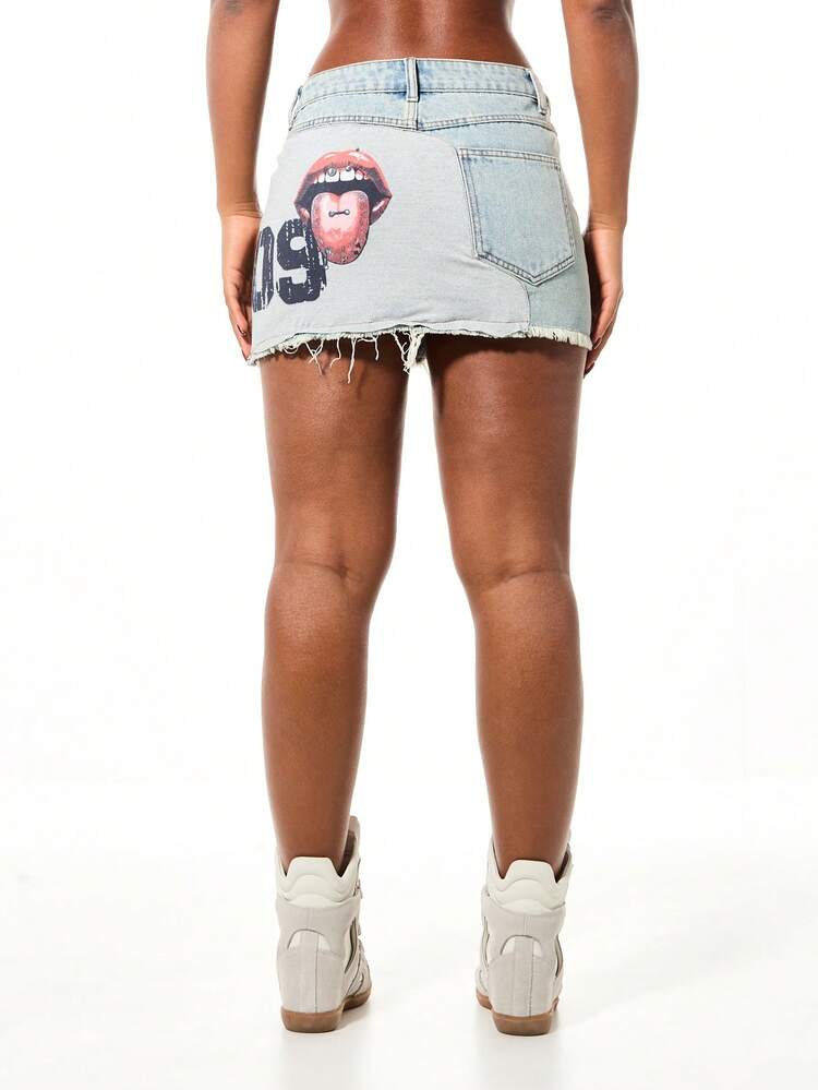 SUMWON Distressed Denim Mini Skirt With Star Print And Frayed Raw Hem Edge Casual Streetwear