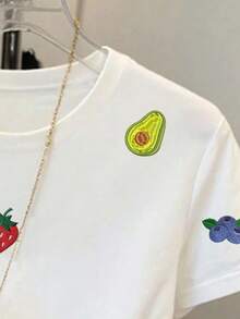 SHEIN 女款休閒可愛水果刺繡圖案圓領短袖T恤，百搭日常通勤早午餐，白色夏季款 - 彩色 - 查看 3