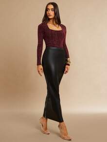 Silquee This Women's Red Long-Sleeved Metallic Striped Bodysuit Is Elegant And Versatile, Making It A Perfect Choice For Autumn And Winter. It's Suitable For Valentine's Day, Christmas, Dates/Outings/Nightclub Parties/Gatherings, Elegant Parties And Everyday Dates, Valentine's Day And Formal Dinner Party Outfits, New Elegant Party And Everyday Date Looks, Evening Outings, Nightclubs, Parties, Graduations, Evening Gowns, Party Dresses, And Stage Performance Dresses. - Red - View 6