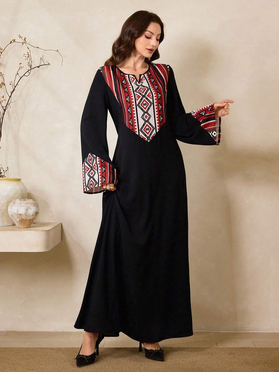 Al Najma Women's Geometric Print V-Neck Long Sleeve Arabic Style Dress - Black - View 1