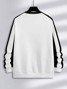 Aesthetic Post 足球主题图案男士套头卫衣，男士礼物 - 彩色 - 查看 2