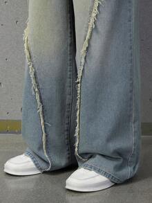 复古宽松浅蓝色牛仔裤，适合青少年男生，休闲街头风，秋冬季穿着，舒适棉质面料，毛边裤脚设计，宽松版型，松紧腰带，适合上学、日常穿着、聚会、旅行、校园等场合。 - 中等水洗藍 - 查看 7