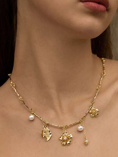 Opalesca 1 pieza Collar colgante de perlas con borlas de estilo floral europeo y americano, diseño único, alta calidad para mujeres, atuendos, cuentas, accesorios de boda/novia, Fairycore/Hada, collar con dije, perla, elegante