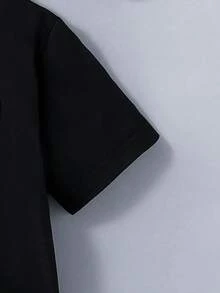 一套男童休闲简约67图案短袖圆领T恤和牛仔短裤两件套，时尚百搭，适合外出和上学，春夏皆宜。 - 黑色 - 查看 3