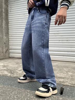 ティーンボーイ ファッション カジュアル Y2K ヴィンテージ クール ストリート パッチ ディテール 快適 ブルーデニム ルーズジーンズ キッズ服 ティーンボーイ デイリーウェア キッズ 春夏 レイブ アウトフィット フェスティバル ストリートウェア