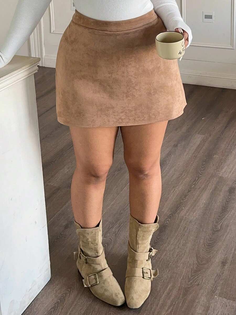 Dazy Plus Chân váy chữ A mini bằng da lộn, dáng thẳng, đa năng khi đi làm - Màu Khaki - Xem 1