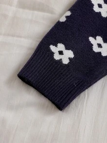 SHEIN Vintaside Kids 女童及幼儿休闲、时尚、可爱卡通花朵毛衣套装，包含毛衣和毛裤，适合旅行和外出穿着。 - 藏蓝色 - 查看 7