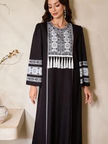 Al Najma 中东新款黑色阿巴雅长袍，复古印花图案，女士正装，土耳其长裙和阿拉伯传统长袍 - 黑色 - 查看 2