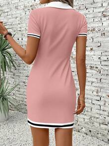 SHEIN LUNE Váy midi tay ngắn gợi cảm, giản dị thời trang dành cho nữ, cổ áo chéo, cài nửa nút phía trước, dáng ôm, cổ áo nhiều màu, bo gấu và gấu váy - Hồng - Xem 2