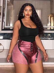 Slaydiva 2025 Neuer Sommer Lässig Street Sexy Y2K Hot Girl Stil Täglicher Dating Geburtstags Party Spitze Splicing PU Nieten Dekoration Vorne Mitte Fake Patte und Ösen Dekoration Schwarze PU Hose Ultra Shorts Enge Mini Hose Damen Shorts-B - Bordeaux - Übersicht 2