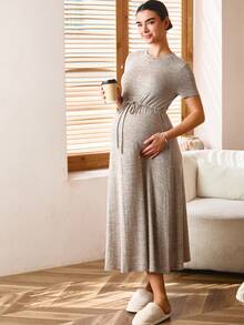 SHEIN Abito premaman a tinta unita con collo rotondo, decorazione con fiocco, semplice e comodo, a maniche corte