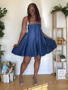 Truni 大码女式夏季休闲牛仔吊带连衣裙，明线设计 - 中等水洗藍 - 查看 6