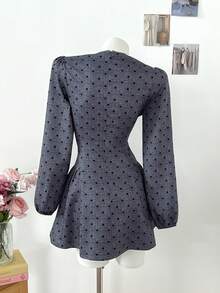 SHEIN Unity Vestido casual mini de mujer con mangas largas, cuello en V profundo, lunares y cintura con lazo fruncido - Gris - Ver 2