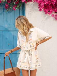 Vivid Eden Women's Floral Print Bat Sleeve Casual Shirt & Shorts Jumpsuit,Vacation Outfits Women ,Summer Vacation Outfits,Casual Outfit For Women,Beach Outfit For Women,Summer Outfit For Women,Spring Outfit Women,Vacation,Vacation Style,,Summer Beach Outfits,,Spring To Summer,Cruise Outfits - Apricot - View 4