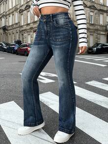 Dripcurv 大码女式蓝色修身弹力喇叭牛仔裤，休闲日常穿着，新年装扮。