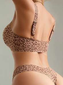 6pcs Women's Casual Comfortable Minimalist Fashion Leopard Print Unlined Wireless Bra And Low-Waist Thong Panty Set