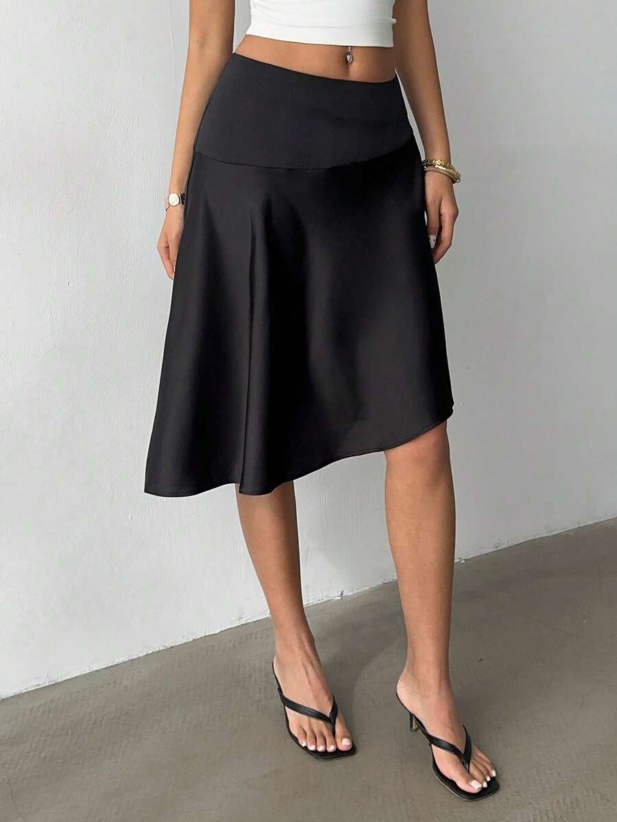 Aloruh Women's New Romantic Date Party Elegant Sexy Charming Playful Red Lip Print Black Mesh Flared Mini Skirt - Black - View 1