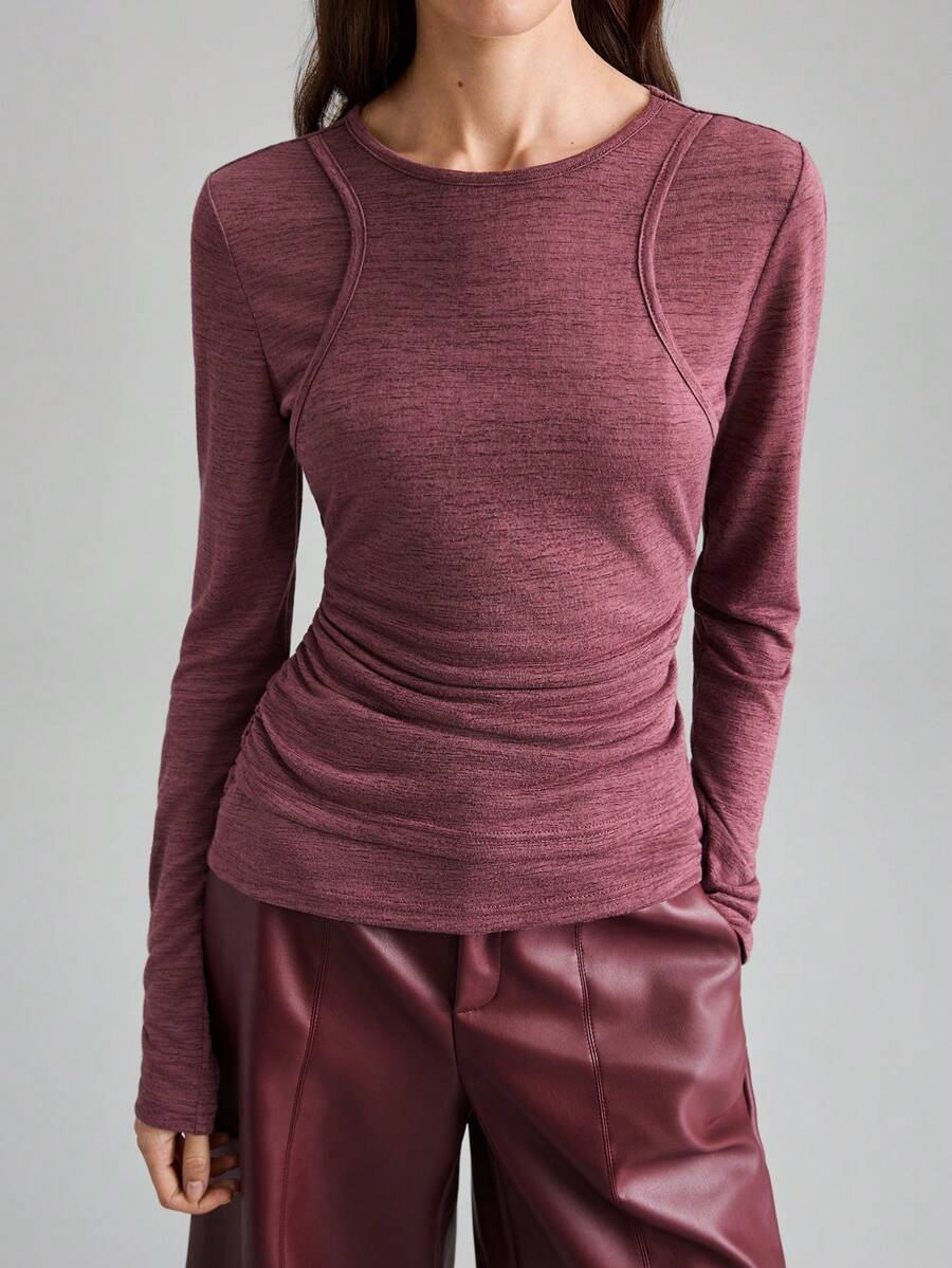 Ontre 女士圆领基础款二合一长袖上衣，修身百搭，适合都市通勤、商务休闲、办公室穿着，也适合情人节派对等优雅场合，黑色基础款上衣，适合外出穿着。