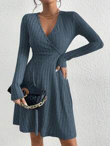 SHEIN Tall CURVE Plus Size Solid Color Deep V-Neck Crossed Wrap Ribbed Long Sleeve Dress New Years Women Outfit - Blue - View 6