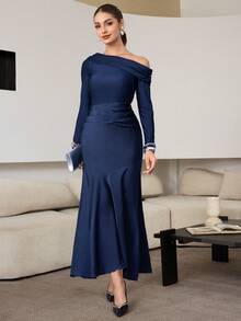 Modelyn Women's Blue High-Quality Oblique Shoulder Knitted Long Sleeve Patchwork Pleated Cinched Waist Dress - Blue - View 5