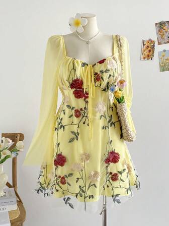 Soleia 大码女式浪漫花卉刺绣网纱A字迷你连衣裙，喇叭袖，适合春季度假