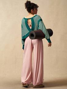 VARSIVA Áo thun thể thao dài tay hở lưng họa tiết sọc thường ngày dành cho nữ, mùa thu - Màu xanh lá cây đậm - Xem 7