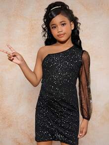 SHEIN Vestido justo de um ombro com tecido jacquard de manga transparente de tule brilhante para meninas pré-adolescentes, Vestido de Natal, Vestido de Festa de Natal, Ação de Graças, Roupas de Ação de Graças para Meninas, Vestido de um Ombro para Meninas Pré-Adolescentes, Vestido de Ano Novo para Meninas, Vestido Preto e Dourado para Meninas, Vestido de Festa com Alças para Meninas - Preto - Visão 2