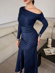 Modelyn Women's Blue High-Quality Oblique Shoulder Knitted Long Sleeve Patchwork Pleated Cinched Waist Dress - Blue - View 7