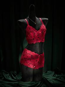 SpicyHot 2pcs/Set Women's Sexy Lace Wireless Bra And Open Crotch Panty Lingerie Set, Small Size - Burgundy - View 4