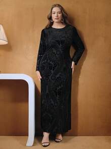 Anewsta Women's Plus Size Black Elegant Velvet Burnout Hollow Out Camisole Dress, Slim Fit High-End Outfit, Suitable For Middle East, Valentine's Day - Black - View 7