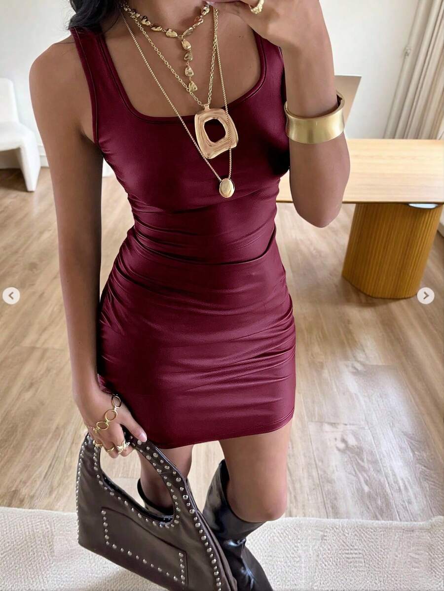 SHEIN EZwear 女士新款弹力皮革褶皱连衣裙 - 紅色 - 查看 1