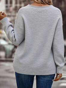 "Suéter de Punto con Cuello V y Collarin - Cómodo, Elegante y Versátil para Estilo Cotidiano" - Gris Claro - Ver 3