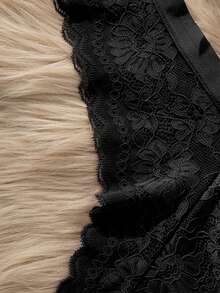 Sexy Burgundy Lace Women's Thong Panty With Criss-Cross Hollow Back Design - Black - View 4