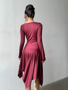 Aloruh Women's Burgundy Autumn Chic Dinner Date Y2K Suit, Elegant Round Neck Top & Metal Buckle Asymmetric Hem Umbrella Skirt, Fashionable Set - Olive Green - View 3