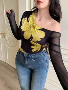 Modelyn Women's Black Solid Color Mesh Contrast Mesh Printed Asymmetric Ruched Plus Size T-Shirt - Yellow - View 9