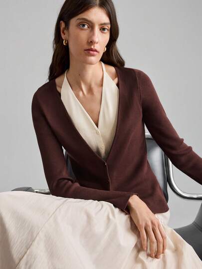 Ontre 2025 Autumn/Winter New Contrast Color Crochet Halter Neck Christmas Sweater, Modern Elegant Urban Romantic Western Punk Y2K Country Music Festival Office Date Party Outing Airport