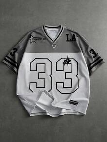 PAVTROS 男士V领数字印花休闲短袖T恤，男款，宽松，最佳，男友风，夏季，度假，Y2K，复古，朋友风，罗纹V领和领口，饰有超大数字“33”的宽松短袖衬衫 - 彩色 - 查看 3