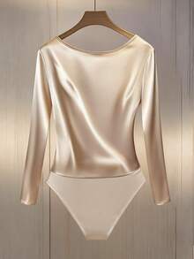 Franclia Damen minimalistische langärmlige Slim Bodysuit mit seitlichen Knopfverzierungen für den Arbeitsweg