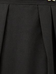 Nöista Grey Mini Pleated Skirt With A Wide Waistband And Statement Buckle For Women,Autumn Chic School Back-To-School Playful Versatile Holiday Looks - Dark Grey - View 7