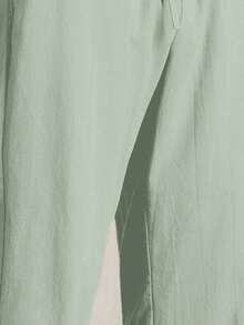 HIMLAND Quần vải dệt trơn màu trẻ trung, năng động cho nam - màu xanh lá - Xem 5