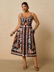 Travachic 大码女式黑色印花长款连衣裙，吊带V领镂空腰部设计 - 黑色 - 查看 2