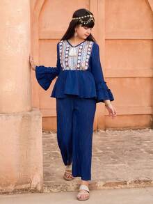 Tween Girl Spring/Autumn Vacation Style Woven Strap Decor Tassel V-Neck Flare Sleeve Peplum Top & Wide Leg Pants Set Abaya - Blue - View 1