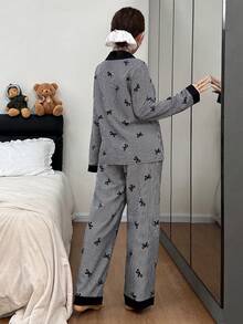 Dream Adore Bộ đồ ngủ dài tay kẻ sọc cổ bèo nhún màu tương phản dành cho nữ - màu đen - Xem 3